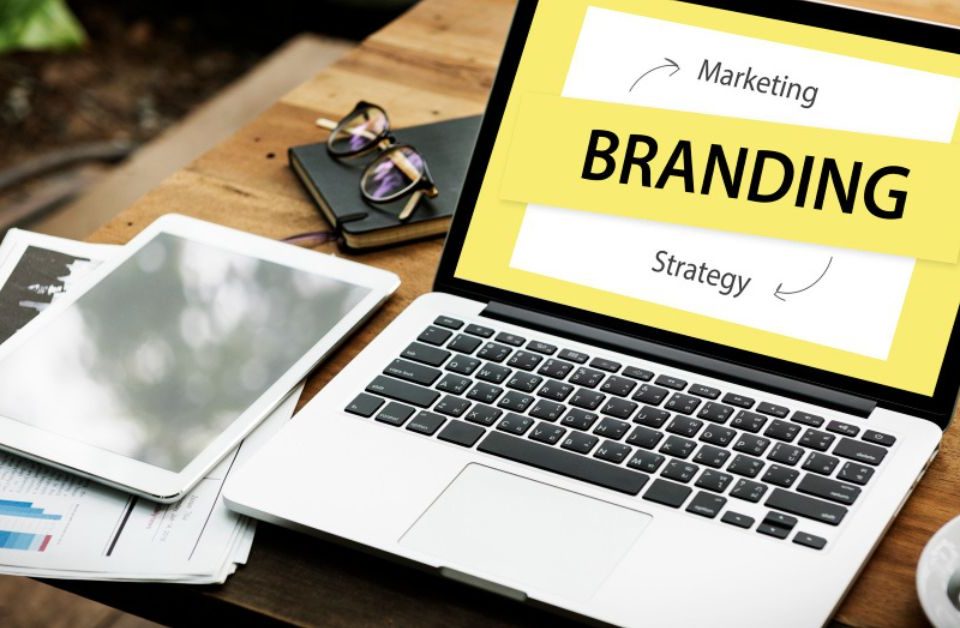 Building a Strong Brand Online: Strategies for Branding in the Digital Age